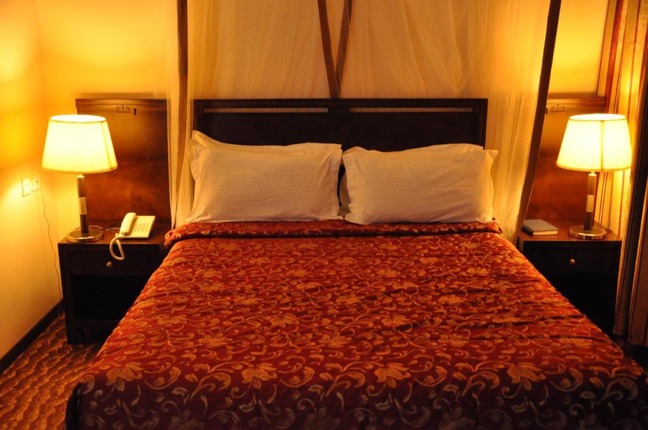 Garr Hotel Кигали Экстерьер фото